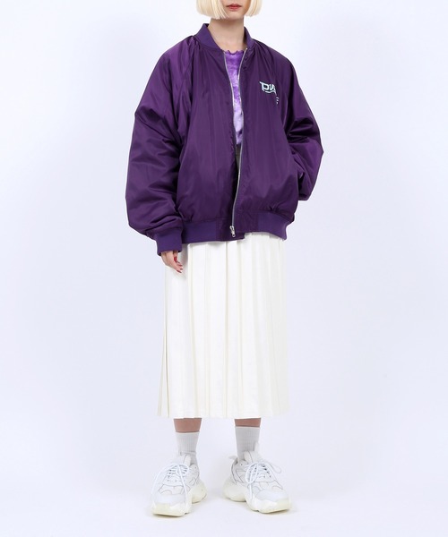 PUNYUS（プニュズ）の「フェイクレザープリーツロングスカート（スカート・レディース・オフホワイト/ブラック/ダークオレンジ・3/1/4/2）」の18枚目の写真