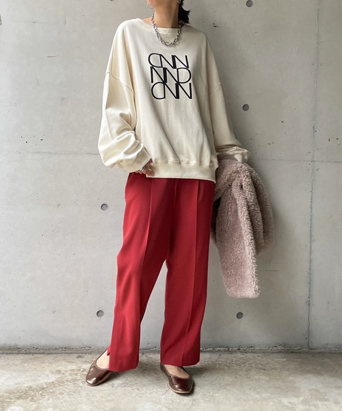 DouDou（ドゥドゥ）の「前後2WAYロゴスウェット（Tシャツ/カットソー・レディース・チャコールグレー/ボルドー/オフホワイト/ダークグリーン・FREE）」の9枚目の写真