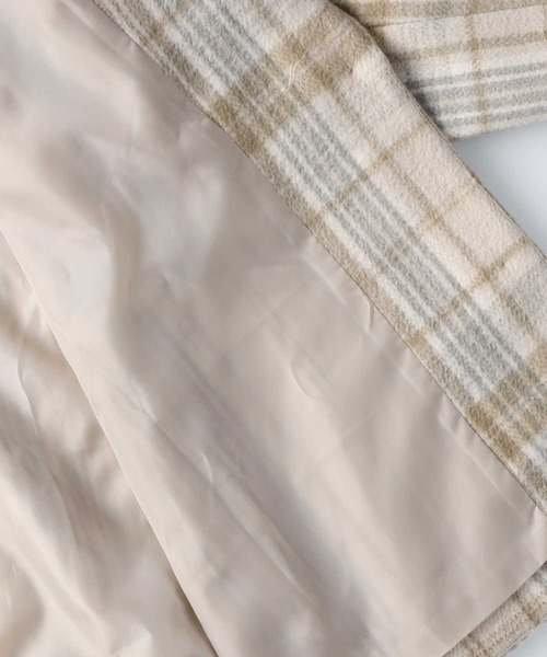 HONEYSUCKLE ROSE（ハニーサックルローズ）の「【HONEYSUCKLE ROSE】チェックショートチェスターコート（チェスターコート・レディース・ベージュ/ブラック×グリーン・L/M）」の21枚目の写真