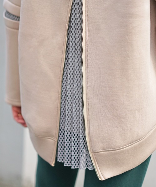 AULA AILA(アウラアイラ)の「AULA AILA(アウラ アイラ)別注2WAYバックプリーツパーカー(パーカー・レディース・ホワイト/ベージュ/ブラック・FREE)」の11枚目の写真
