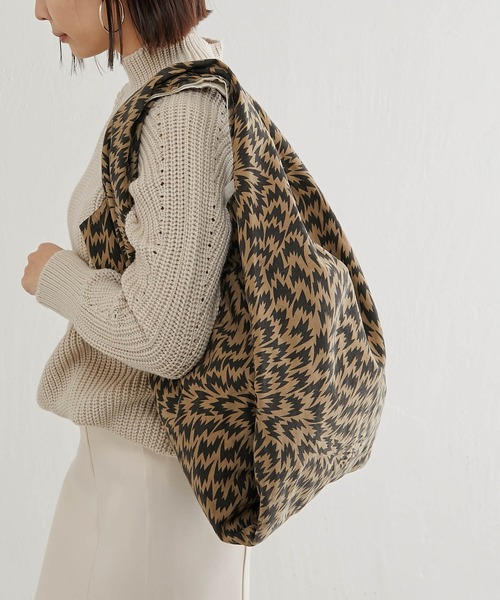 MASTER&Co（マスターアンドコー）の「【MASTER&Co. /マスターアンドコー】×ELEY KISHIMOTO FLASH ECOBAG / イーリーキシモト エコバッグ（トートバッグ・レディース・ホワイト/ブラック/ベージュ・FREE）」の3枚目の写真