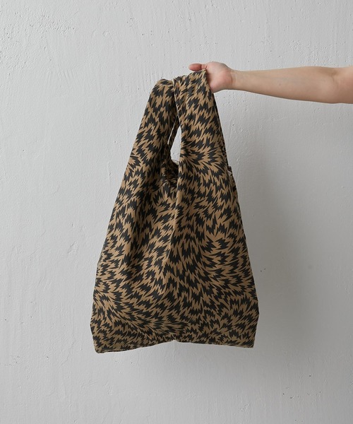 MASTER&Co（マスターアンドコー）の「【MASTER&Co. /マスターアンドコー】×ELEY KISHIMOTO FLASH ECOBAG / イーリーキシモト エコバッグ（トートバッグ・レディース・ホワイト/ブラック/ベージュ・FREE）」の20枚目の写真