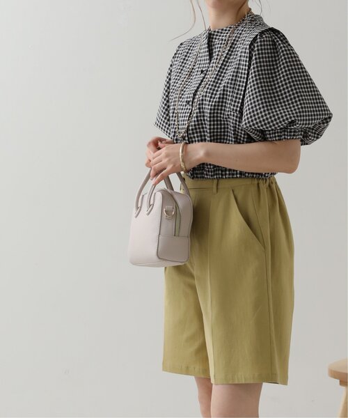 RAY CASSIN（レイカズン）の「ギンガムショート丈ボリュームブラウス（シャツ/ブラウス・レディース・ベージュ/グレー/ブラック・FREE）」の5枚目の写真