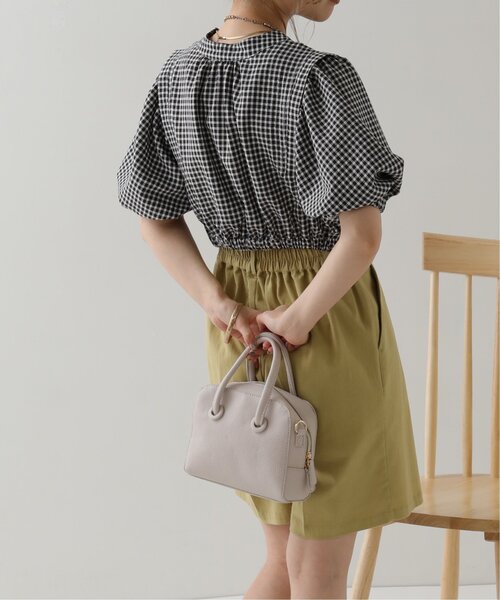 RAY CASSIN（レイカズン）の「ギンガムショート丈ボリュームブラウス（シャツ/ブラウス・レディース・ベージュ/グレー/ブラック・FREE）」の9枚目の写真