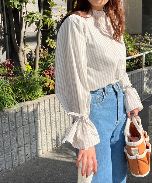 StyleSea(スタイルシー)の「2wayストライプキャンディスリーブブラウス(シャツ/ブラウス・レディース・ホワイト系/アイボリー系/ベージュ系/ネイビー×ホワイト・MEDIUM)」の21枚目の写真