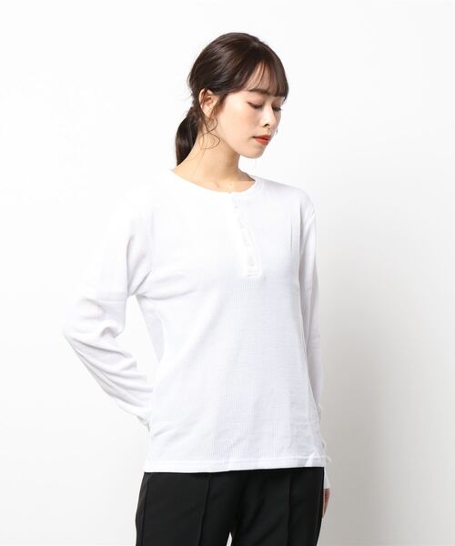 B.I.D.(ビーアイディー)の「《Bl》ヘンリーネックサーマルTシャツ 長袖(Tシャツ/カットソー・レディース・ホワイト/ブラック/ベージュ/グレー/カーキ/ライトピンク/ネイビー・LARGE/X-LARGE/MEDIUM)」の12枚目の写真