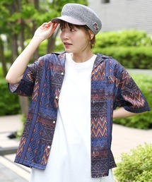 【ユニセックス】梨地プリント開襟シャツ