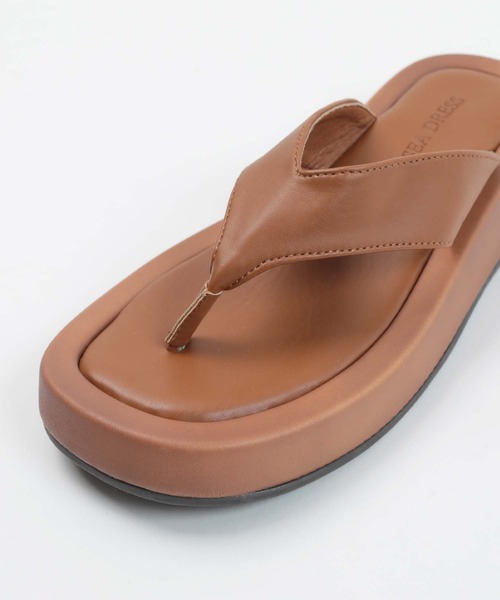 SEA DRESS（シードレス）の「ﾌｪｲｸﾚｻﾞｰｽｸｴｱﾄﾝｸﾞｻﾝﾀﾞﾙ（サンダル・レディース・ブラウン/ホワイト系その他/ブラック・L/M/S）」の16枚目の写真