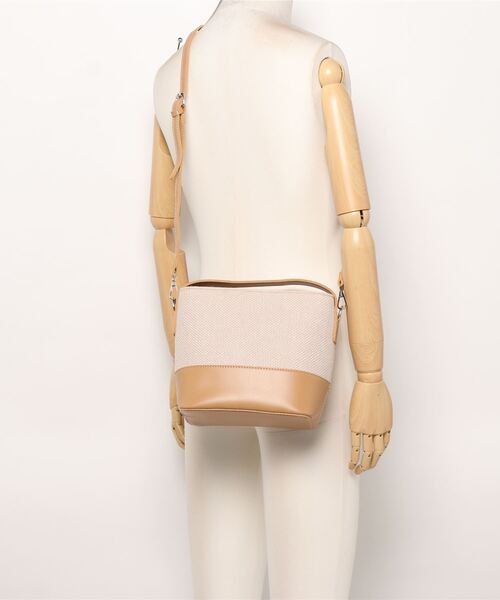 dazzlin（ダズリン）の「ペールバイカラーバッグ（ハンドバッグ・レディース・グレー/ベージュ/アイボリー・FREE）」の6枚目の写真