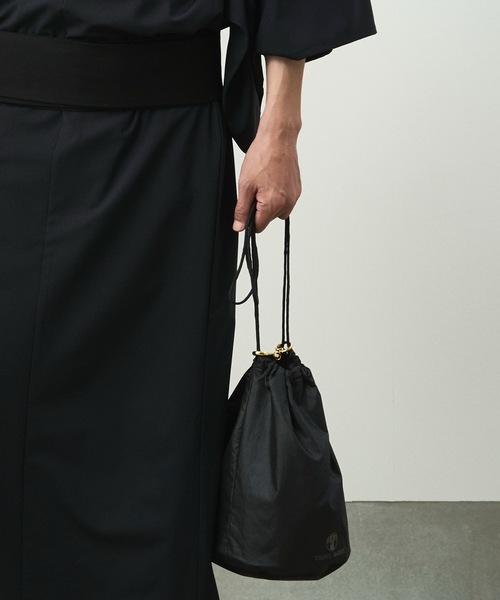 和ROBE(ワローブ)の「KIN-CHAKU BAG(ハンドバッグ・メンズ・ブラック/チャコール/ダークネイビー・FREE)」の4枚目の写真