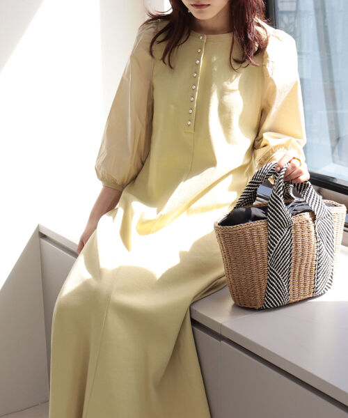 fredy emue（フレディエミュ）の「パールボタン袖ボリュームワンピース（ワンピース・レディース・ネイビー/イエロー・38/36）」の21枚目の写真