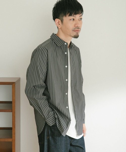 ITEMS URBANRESEARCH（アイテムズ アーバンリサーチ）の「レギュラー ストライプシャツ（シャツ/ブラウス・メンズ・ブルー/ブラック/ネイビー・LARGE/MEDIUM）」の12枚目の写真
