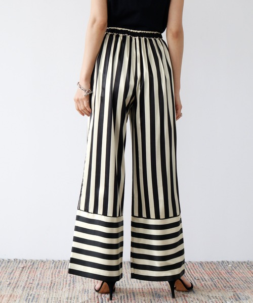 ELFRANK（エルフランク）の「ストライプサテンワイドパンツ（その他パンツ・レディース・ブラック・FREE）」の20枚目の写真