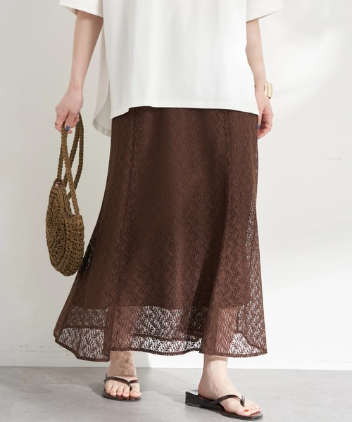 earth music&ecology(アースミュージックアンドエコロジー)の「リーフ柄レーススカート(スカート・レディース・ブラウン/オフホワイト/オリーブ・S/M)」の3枚目の写真