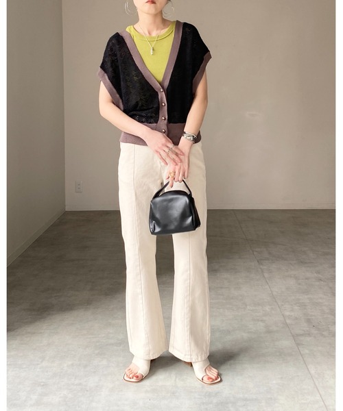 She's Closet（シーズクローゼット）の「ハイウエストセンターラインフレアデニムパンツ（デニムパンツ・レディース・オフホワイト/インディゴブルー/ブルー・M/L）」の21枚目の写真