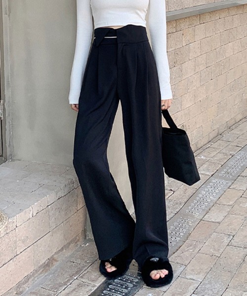 me+em select（ミームセレクト）の「※【 S/M/L/XLサイズ展開 】パイピングラインワイドベルトタックルーズスラックス（スラックス・レディース・グレー/ブラック/ホワイト/ブラウン・X-LARGE/SMALL/MEDIUM/LARGE）」の8枚目の写真