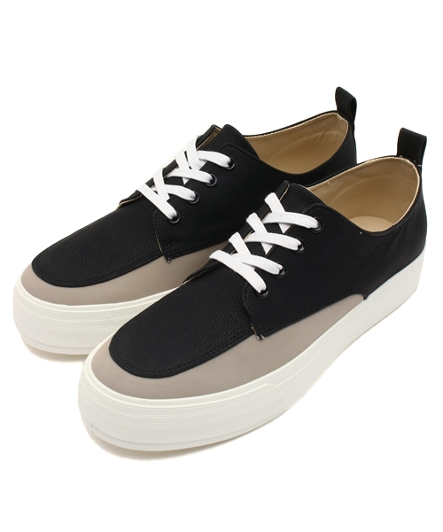 Lui's(ルイス)の「Lui's(ルイス) プラットフォームバイカラーシューズ(スニーカー・メンズ・ネイビー/ブラック・41/40/42)」の2枚目の写真