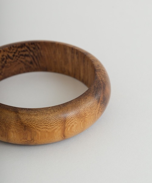 Kastane（カスタネ）の「WoodBangle（バングル/リストバンド・レディース・ブラウン・FREE）」の6枚目の写真
