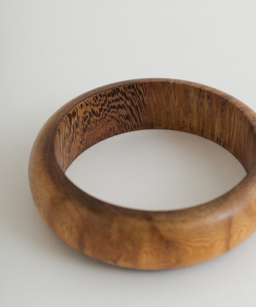 Kastane（カスタネ）の「WoodBangle（バングル/リストバンド・レディース・ブラウン・FREE）」の7枚目の写真
