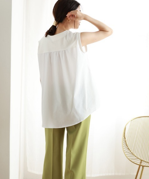 Pierrot（ピエロ）の「異素材切り替えキーネックカットソー（Tシャツ/カットソー・レディース・ブラック/オフホワイト/ブルー・M/L）」の13枚目の写真