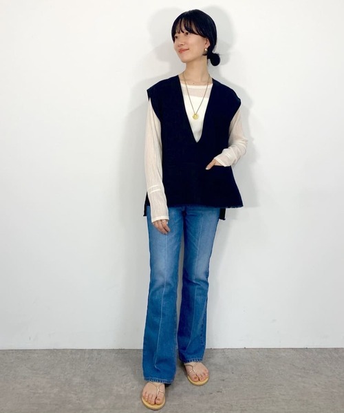 SHENERY(シーナリー)の「シアークレープブルーゼヘムロンTEE(Tシャツ/カットソー・レディース・ベージュ/オフホワイト/ブラック・FREE)」の10枚目の写真