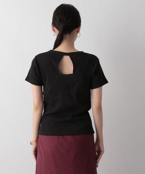 LOWRYS FARM(ローリーズファーム)の「バックオープンTシャツ 297159(Tシャツ/カットソー・レディース・ブラック/オフホワイト/ブラウン・FREE)」の9枚目の写真