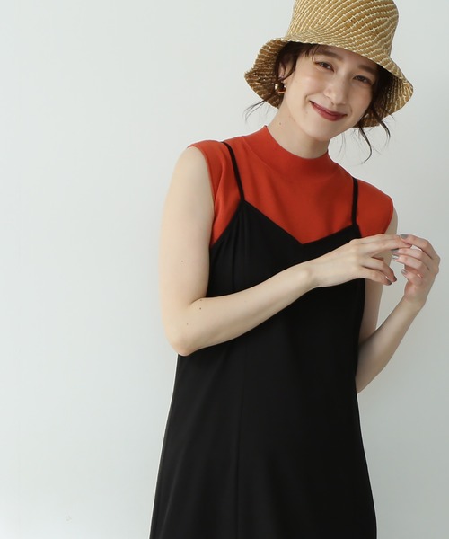 総針ボトルネックノースリーブニット