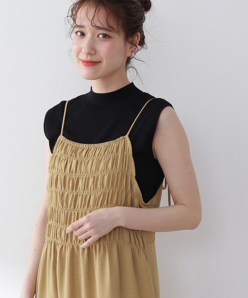 総針ボトルネックノースリーブニット