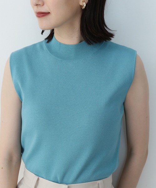 総針ボトルネックノースリーブニット