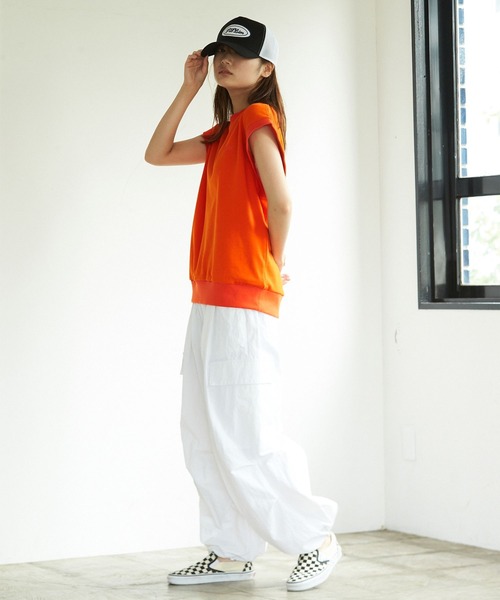 PBLIM(ページボーイリム)の「PAGEBOYLIM/スウェットベスト(ベスト・レディース・ブラック/グレー/オレンジ・MEDIUM/LARGE)」の21枚目の写真