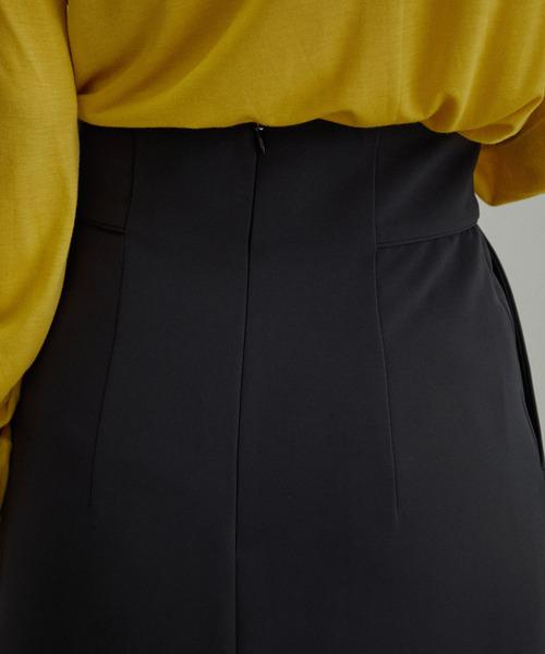 ADAM ET ROPE'（アダムエロペ）の「【WEB限定(一部店舗展開あり)】ロングベンツペンシルスカート（スカート・レディース・オフホワイト/ベージュ系その他/ブラック系その他・38/36）」の13枚目の写真