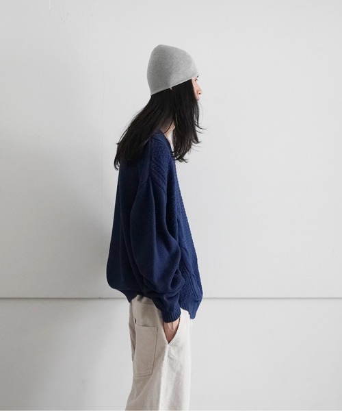 KARMA(カルマ)の「KARMA CABLE KNIT SWEATER(ニット/セーター・メンズ・ベージュ/ネイビー/グリーン・S/M)」の6枚目の写真