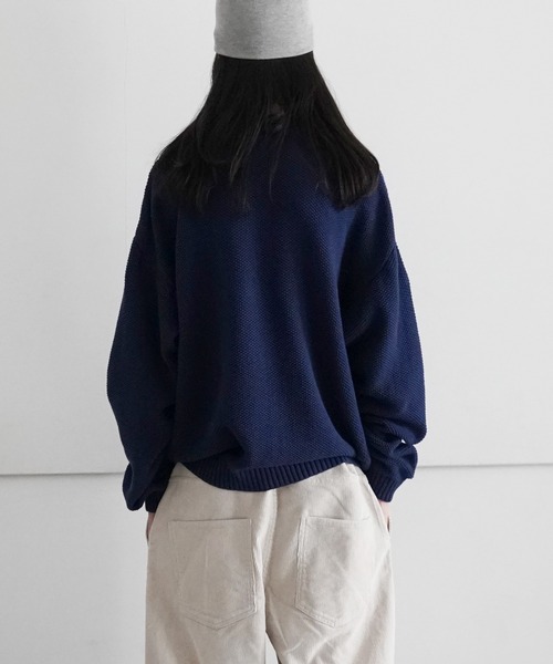 KARMA(カルマ)の「KARMA CABLE KNIT SWEATER(ニット/セーター・メンズ・ベージュ/ネイビー/グリーン・S/M)」の7枚目の写真