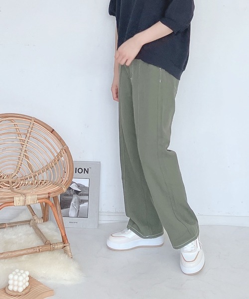 AS KNOW AS plus（アズノゥアズプラス）の「♪フラッシャー付 ハイウエストデニム セミワイドパンツ（デニムパンツ・レディース・ブラック/カーキ/アイボリー/ケミカルウォッシュ/ホワイト系/ブラック系/モカ/サックスブルー/ホワイト系その他/ブラック系その他/グリーン系その他/ブルー系1/ホワイト系1/ピンク/アイボリー系・FREE）」の10枚目の写真