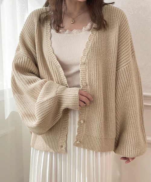 apres jour(アプレジュール)の「スカラップVネックカーディガン【ZOZOTOWN限定アイテム】(カーディガン/ボレロ・レディース・ライトピンク/ライトベージュ/ラベンダー/オフホワイト・X-LARGE/フリー)」の22枚目の写真