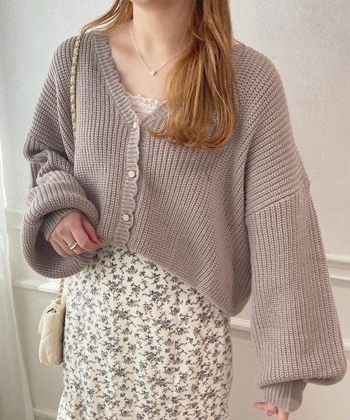 セール】スカラップVネックカーディガン【ZOZOTOWN限定アイテム