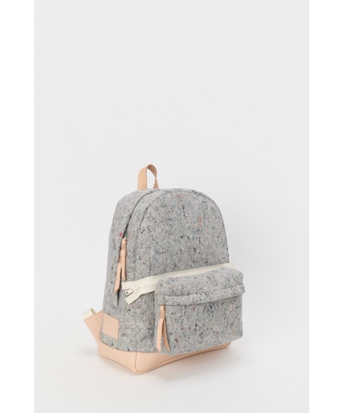 Hender Scheme(エンダースキーマ)の「Recycled felt) backpack(バックパック/リュック・メンズ・グレー系その他・FREE)」の2枚目の写真