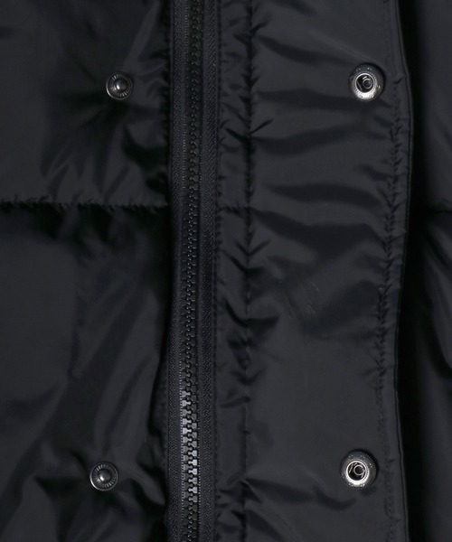 ANPAS（アンパス）の「Fly Front Oversized Eco Down Vest/比翼仕立て オーバーサイズ エコダウンベスト（ダウンベスト・メンズ・チャコールグレー/ブラック/カーキ・M/L）」の18枚目の写真