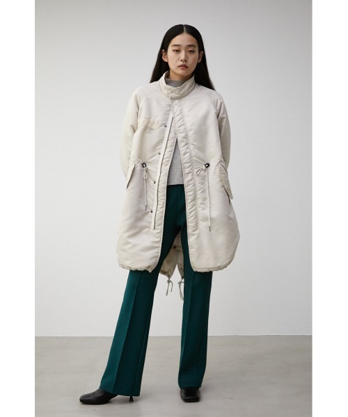 AZUL by moussy（アズールバイマウジー）の「MONSTER PARKA/モンスターパーカー（その他アウター・レディース・チャコールグレー/アイボリー・FREE）」の4枚目の写真