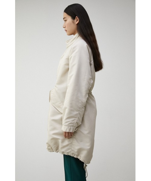 AZUL by moussy（アズールバイマウジー）の「MONSTER PARKA/モンスターパーカー（その他アウター・レディース・チャコールグレー/アイボリー・FREE）」の6枚目の写真