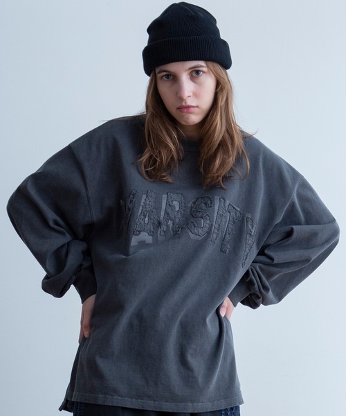 Universal Style Wear（ユニバーサルスタイルウェア）の「Universal Style Wear HAV-A-HANK ハバハンク カットワーク ロゴ Tee（Tシャツ/カットソー・メンズ・スミクロ/グレイッシュブルー/オフホワイト/カーキ・MEDIUM/LARGE/X-LARGE）」の3枚目の写真