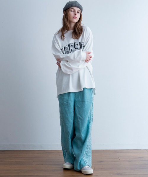 Universal Style Wear（ユニバーサルスタイルウェア）の「Universal Style Wear HAV-A-HANK ハバハンク カットワーク ロゴ Tee（Tシャツ/カットソー・メンズ・スミクロ/グレイッシュブルー/オフホワイト/カーキ・MEDIUM/LARGE/X-LARGE）」の15枚目の写真