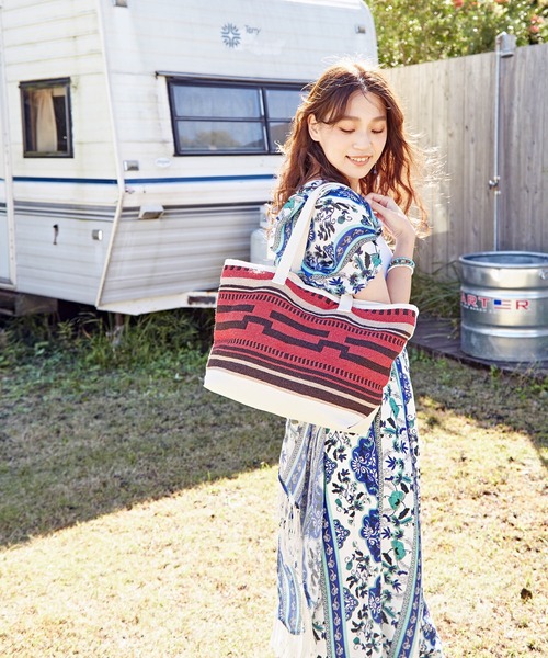 チャイハネ（チャイハネ）の「【チャイハネ】フェローバッグ（トートバッグ・メンズ・レッド/ターコイズブルー/ベージュ・FREE）」の11枚目の写真