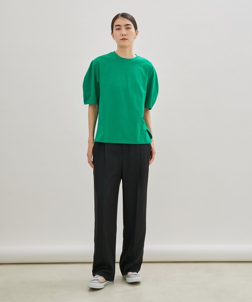 SALON adam et rope'（サロン アダム エ ロペ）の「[ご好評につき新色追加！]【UVケア・接触冷感】カーブスリーブクルーネックTシャツ（Tシャツ/カットソー・レディース・ホワイト/ブラック/グレー/グリーン・FREE）」の12枚目の写真