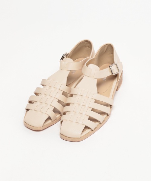 Andemiu（アンデミュウ）の「【SサイズWEB限定】グルカフラットサンダル191465（サンダル・レディース・オフホワイト/ブラック/ベージュ・SMALL/MEDIUM/LARGE）」の5枚目の写真