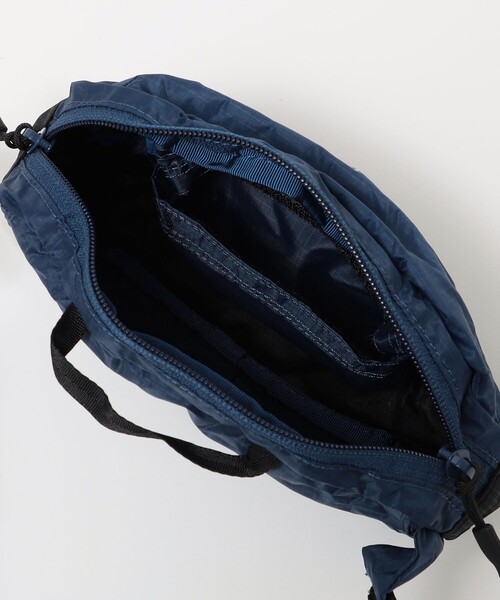 THE NORTH FACE(ザノースフェイス)の「THE NORTH FACE: MAYFLY HIP POUCH(ショルダーバッグ・メンズ・ブラック/ブルー・ONE SIZE)」の7枚目の写真