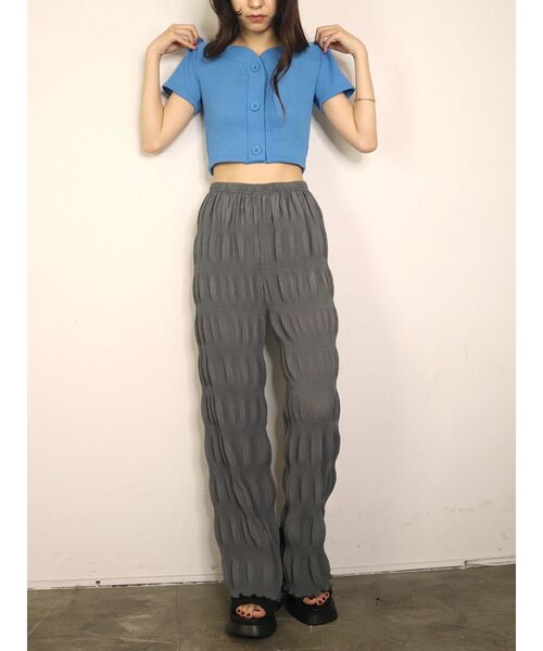 EMODA(エモダ)の「シャーリングリラックスパンツ(その他パンツ・レディース・ブラック/グレー/ブルー/アイボリー・FREE)」の18枚目の写真