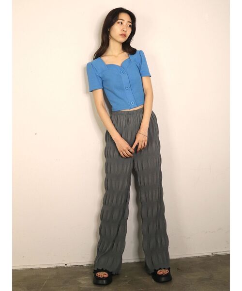 EMODA(エモダ)の「シャーリングリラックスパンツ(その他パンツ・レディース・ブラック/グレー/ブルー/アイボリー・FREE)」の19枚目の写真