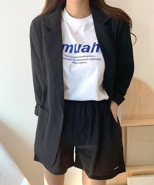 muahmuah（ムーアムーア）の「A'GEM/9 × .kom『muah muah/ムーアムーア』 GRAPHIC STANDARD T-SHIRT/スタンダード 半袖 カットソー（Tシャツ/カットソー・レディース・ホワイト/ブラック/ブルー・FREE）」の6枚目の写真