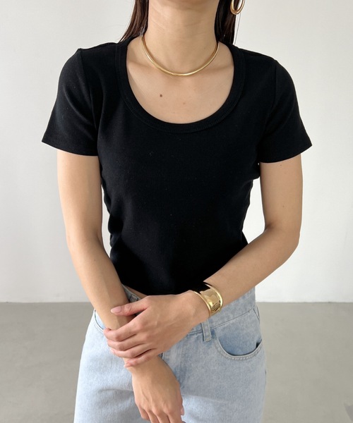 MYMOOD.(マイムード)の「ワイドネック コンパクト リブTシャツ(Tシャツ/カットソー・レディース・ホワイト/ブラック/サックスブルー/ピンク/アイボリー/チャコールグレー・FREE)」の4枚目の写真